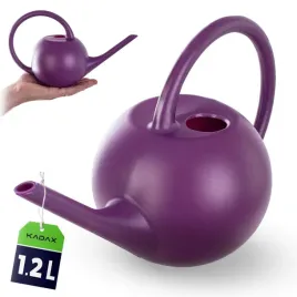 konewka-domowa-ogrodowa-do-podlewania-kwiatow-roslin-mala-plastikowa-12l