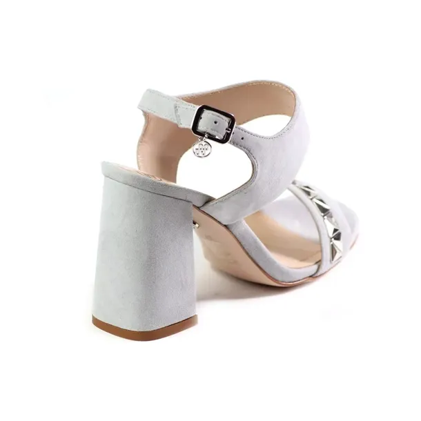 6081513g150000700-marka-solo-femme