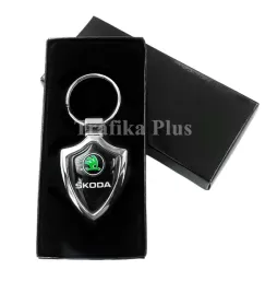 extra-brelok-samochodowy-skoda-metal-w-pudelku-na-prezent