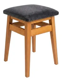 drewniany-taboret-stolek-krzeslo-lity-bukowy-do-malej-kuchni-do-stolu