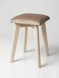 taboret-bukowy-i-siedzisko-bezowy-welur-i-kuchenny-30x30x50-cm