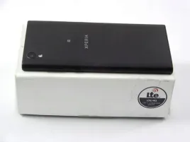 ladny-black-sony-xperia-l1-dual-2-16gb-lte-komplet