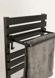 wieszak-na-reczniki-3-drazki-i-2-haczyki-na-grzejnik-alu-warm-towel
