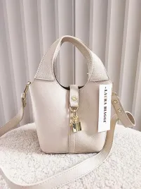 laura-biaggi-torebka-mini-shopperka-skorzana-jasnobezowa