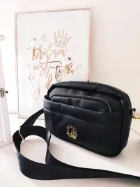 laura-biaggi-torebka-listonoszka-czarna-zip-z-kieszeniami