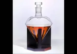 karafka-diamentowa-resteq-1l-do-whisky-i-alkoholi-elegancka-forma