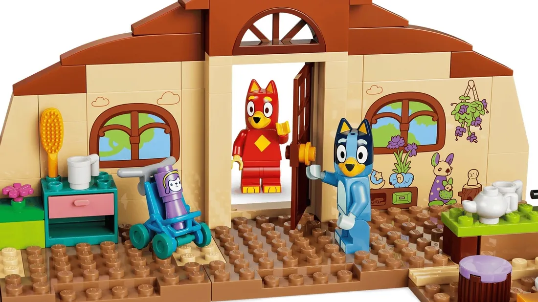 lego-11221-bluey