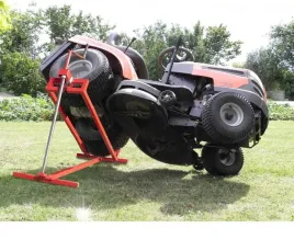 podnosnik-serwisowy-do-traktorka-kosiarki-quada-lewarek-atv