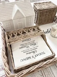 serwetnik-rattanowy-pojemnik-na-serwetki-rustic-rattan-hampton