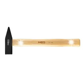 neo-mlotek-slusarski-800g-trzon-drewno-hickory