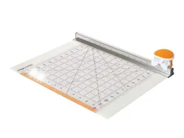gilotyna-z-obrotowym-ostrzem-12x12-1016264-fiskars