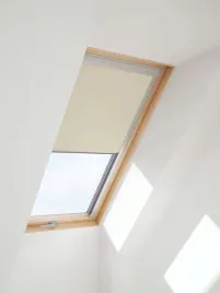 roleta-dachowa-termo-do-velux-mk06-m06-306-fakro-fts-ftp-78x118-bezowa