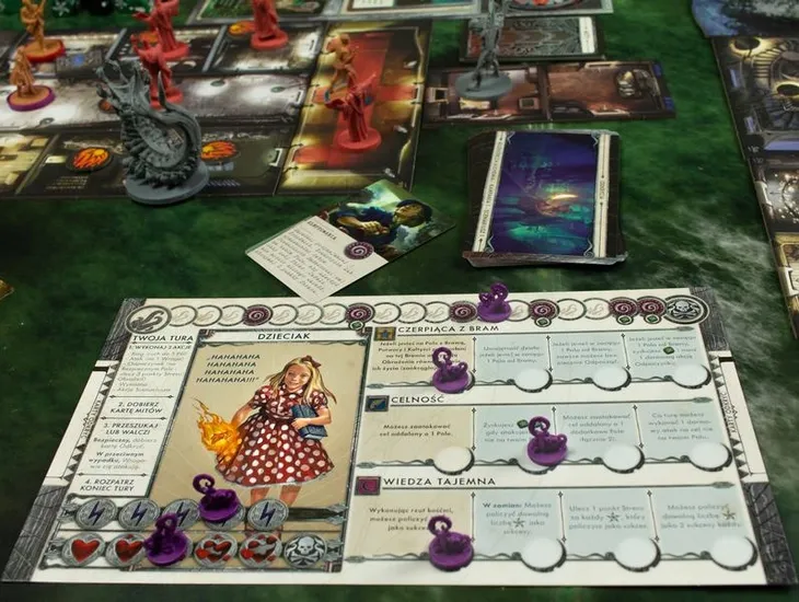 cthulhu-death-may-die-marka-portal-games