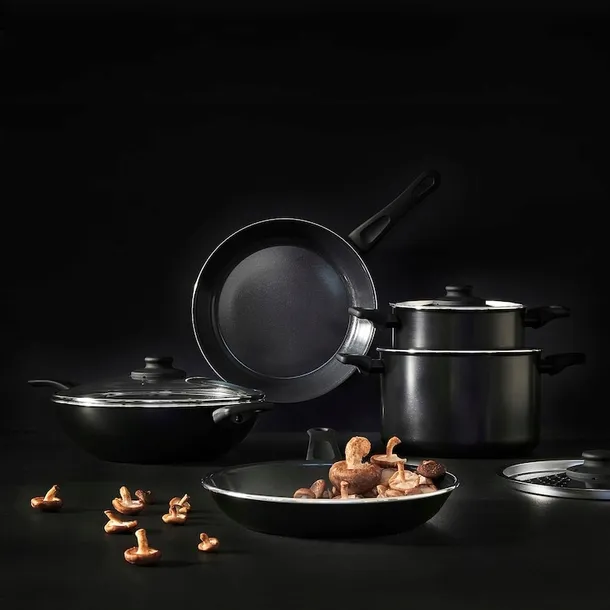 patelnia-ikea-hemlagad-28-cm-wysokosc-5-mm