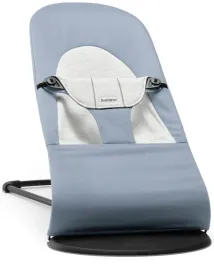 babybjorn-balance-soft-lezaczek-ergonomiczny-cotton-jersey-niebieski-szary