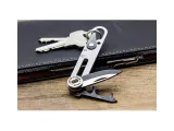 true-utility-minimalist-brelok-multitool