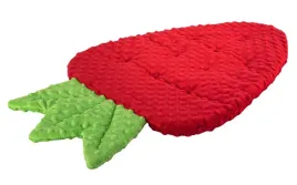 poduszka-legowisko-truskawka-minky-dla-krolika-i-swinki-morskiej