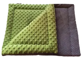 mata-dwustronna-minky-dot-podloze-dla-krolikow-i-gryzoni-79x52cm