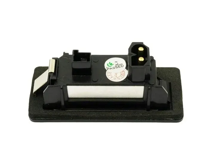 podswietlenie-tablicy-rejestracyjnej-led-do-bmw-e39-e60-e61-x5-e90-e91-e93-stan-nowy-producent-czesci-interlook