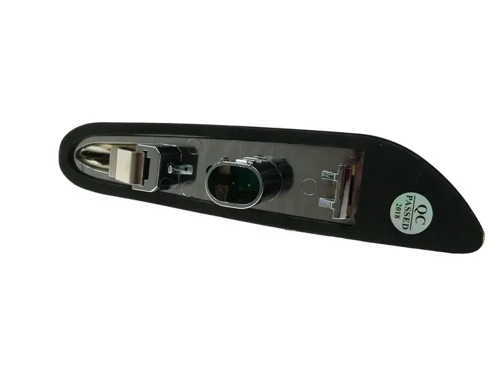 erken-kierunkowskazy-led-dymione-migacze-bmw-e46-e90-e92-e60-e83-e87-e82-producent-czesci-erken-typ-samochodu-samochody-osobowe