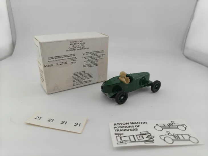 lledo-days-gone-aston-martin-box-stan-nowy