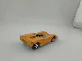 lintoy-mclaren-m8a