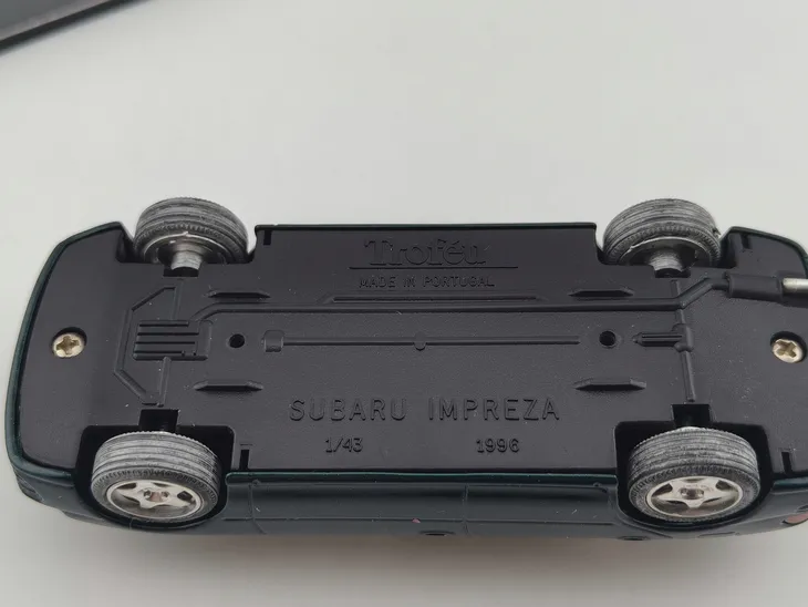 trofeu-subaru-impreza-1-43-marka-inna