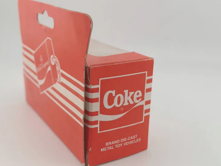 hartoy-bedford-van-coca-cola-boxed-model-hartoy-bedford-van-coca-cola-boxed