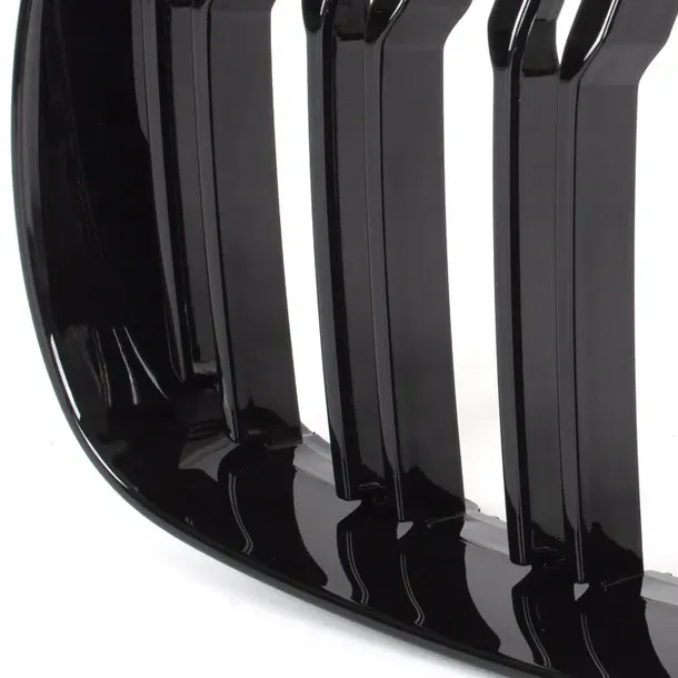 atrapa-nerki-grill-czarny-polysk-do-bmw-1-e81-e82-e87-e88-przed-liftingiem-jakosc-czesci-zgodnie-z-gvo-z-zamiennik
