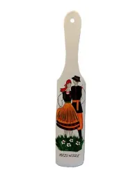 drewniana-lopatka-folk-para-lowicka