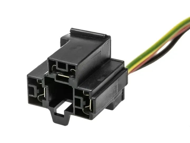 wiazka-do-zarowki-h4-oryginal-amp-producent-czesci-e-connectors