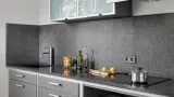 blaty-kuchenne-schody-granit-nero-impala-material-granit