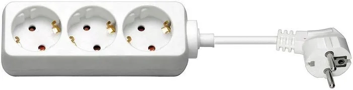 microconnect-3-way-schuko-power-socket-1-8m
