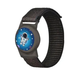 etui-na-apple-airtag-z-paskiem-nylonowym-na-reke-dla-dzieci-astronauta