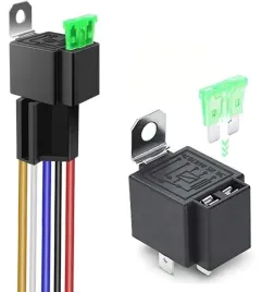 przekaznik-samochodowy-12v-30a-z-bezpiecznikiem-gniazdo-5pin-40-cm-jd1914
