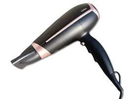 suszarka-do-wlosow-z-dyfuzorem-i-jonizacha-2200w