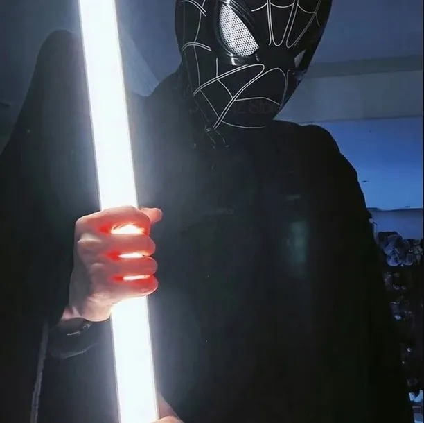 maska-na-twarz-spider-man-plastik-stan-nowy-marka-inna-marka