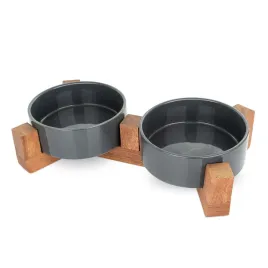 zestaw-2-misek-dla-kota-na-stojaku-drewnianym-ciemnoszare-ceramiczne-1