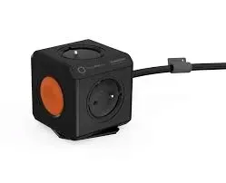 powercube-extended-remote-set-4-gniazda-1-5m-kabel-z-pilotem-czarny