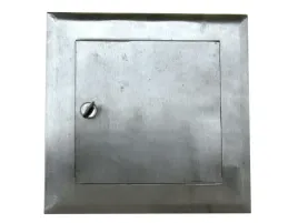 drzwiczki-wyczystka-stalowe-piec-komin-15x15cm