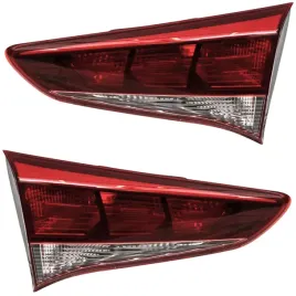 lampy-tylne-komplet-z-listwa-zarowkowa-wewnetrzne-hyundai-tucson-2015-2020