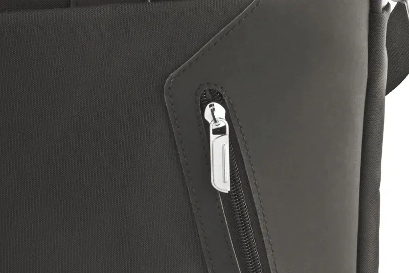 es210-modica-torba-na-laptopa-15-6-notebook