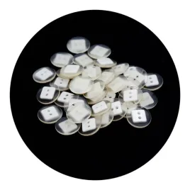 guzik-15mm-dwie-dziurki-10szt-bialy