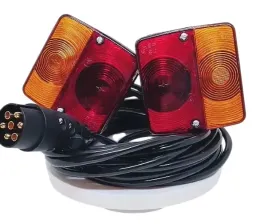 swiatla-zestaw-lamp-tylnych-do-przyczepki-samochodowej-przewod-4-m-wtyk-7-p