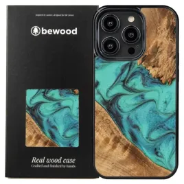 etui-z-drewna-i-zywicy-na-iphone-15-pro-bewood-unique-turquoise-turkusowo