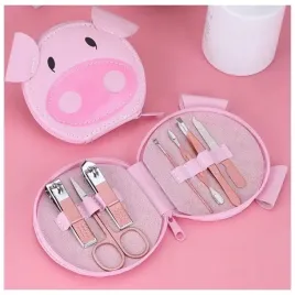 zestaw-akcesoriow-do-manicure-w-etui-rozowa-swinka-7w1-ak07