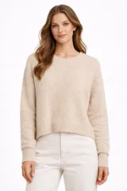 guido-maria-kretschmer-sweter-damski-gmk-1023-02628-bezowy-cieply