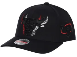 czapka-z-daszkiem-mitchell-and-ness-chicago-bulls-hhssintl1093-cbublck