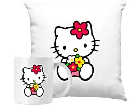 zestaw-poduszka-kubek-hello-kitty-kotek-kwiaty-pomysl-na-prezent-imie