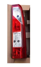 lewa-lampa-tyl-nissan-nv400-2010-2020-tyc